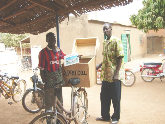 Bibliothque volant, Burkina Faso